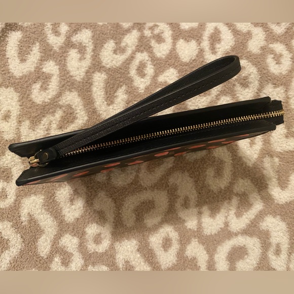 kate spade wristlet - Picture 3 of 11